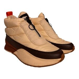 Sorel Out N About Puffy Sneaker Boots Cream Waterproof Zip Size 8.5